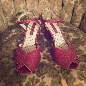 B.A.I.T. Footwear Pink Glitter Peep-Toe Heels